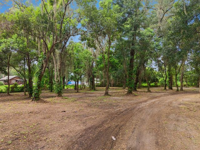 860 E LISA LANE, Apopka, FL 32703