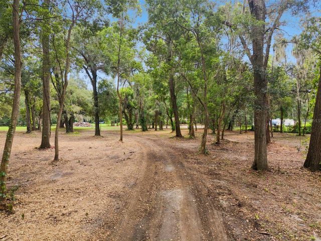 860 E LISA LANE, Apopka, FL 32703