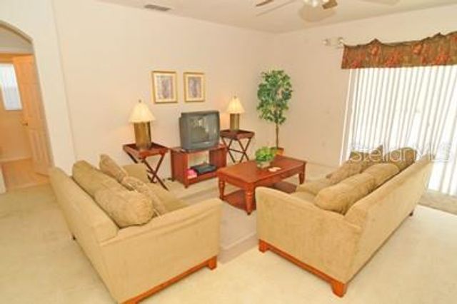 637 EAGLE POINTE S, Kissimmee, FL 34746