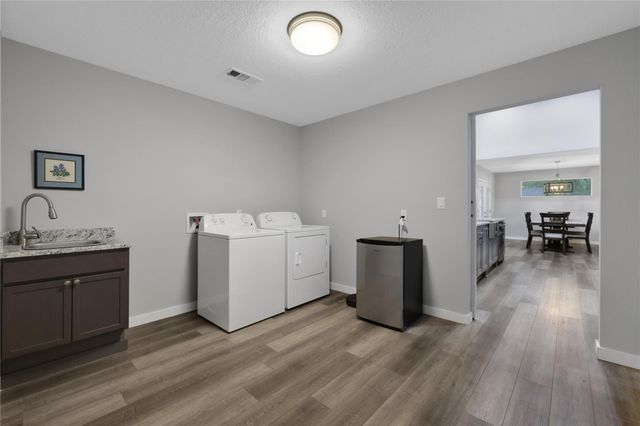 70 N Royale Greens Drive, Coldspring, TX 77331