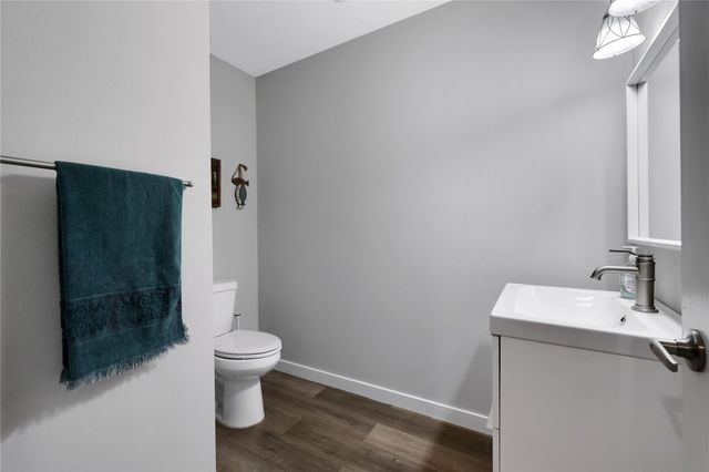 70 N Royale Greens Drive, Coldspring, TX 77331