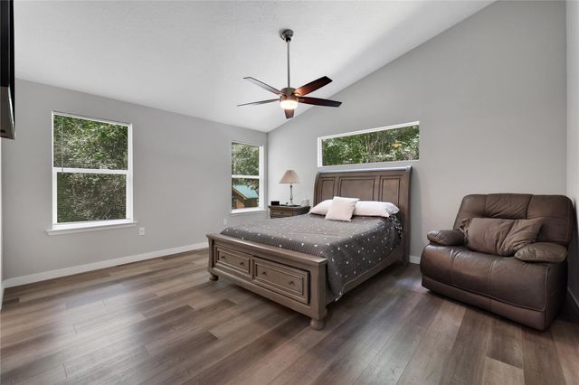70 N Royale Greens Drive, Coldspring, TX 77331