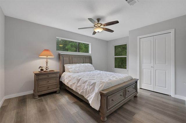 70 N Royale Greens Drive, Coldspring, TX 77331