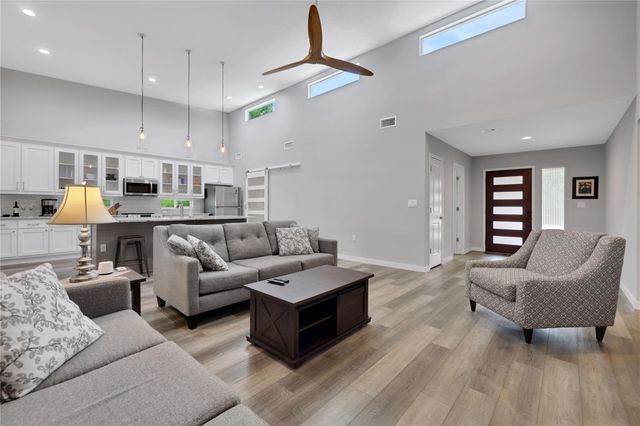70 N Royale Greens Drive, Coldspring, TX 77331