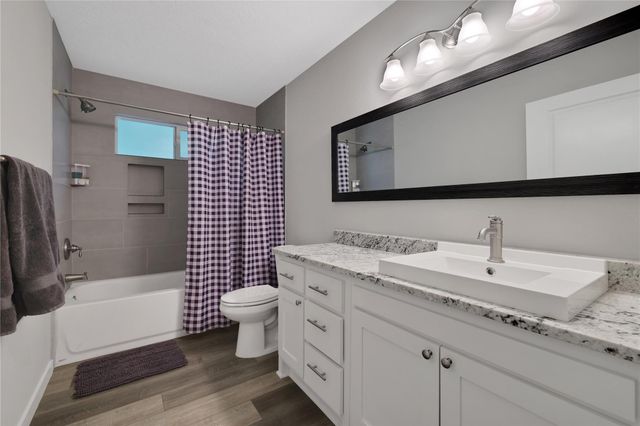 70 N Royale Greens Drive, Coldspring, TX 77331