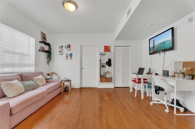 1542 Drexel Ave 103, Miami Beach, FL 33139