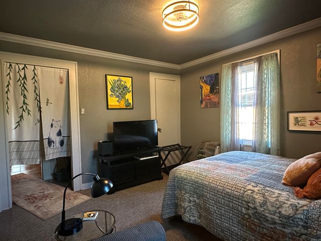 112 Oklahoma St Street, Hot Springs, AR 71901
