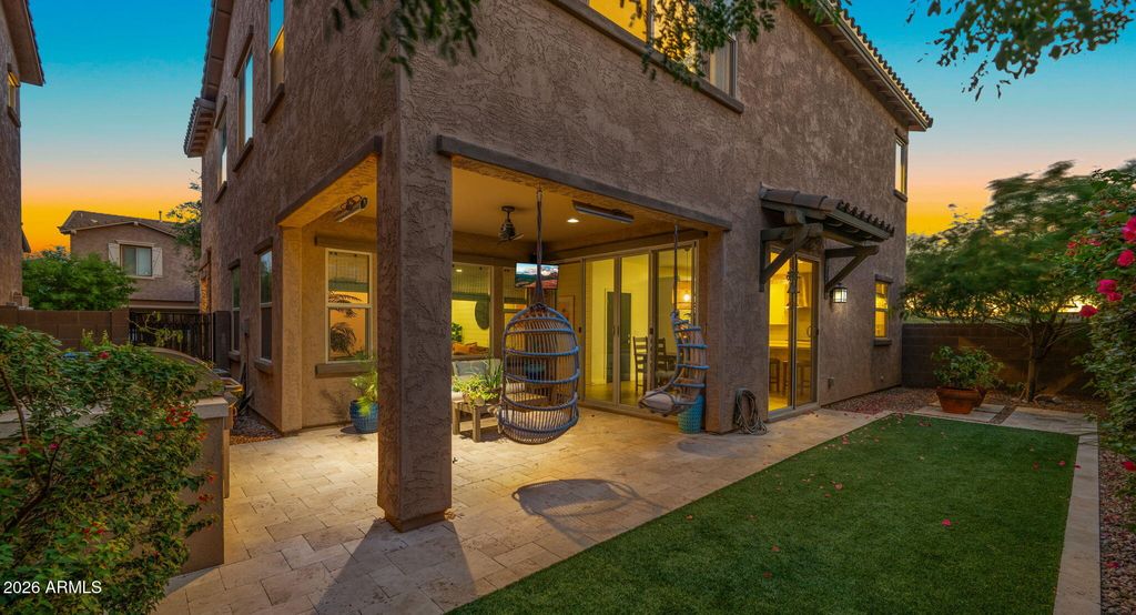 Image 23 of property listing at 4724 E PARKSIDE Lane, Phoenix, AZ 85050