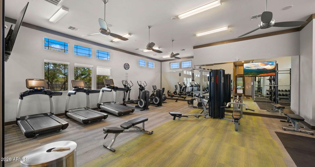 Image 31 of property listing at 4724 E PARKSIDE Lane, Phoenix, AZ 85050