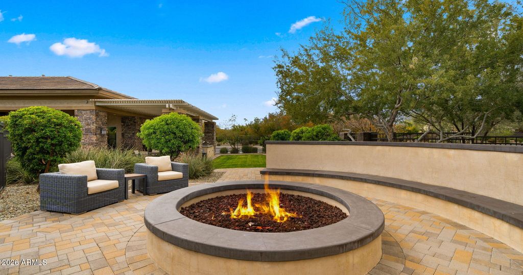 Image 34 of property listing at 4724 E PARKSIDE Lane, Phoenix, AZ 85050
