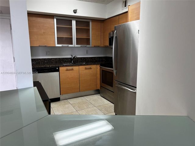 3300 NE 191st St LP10, Aventura, FL 33180