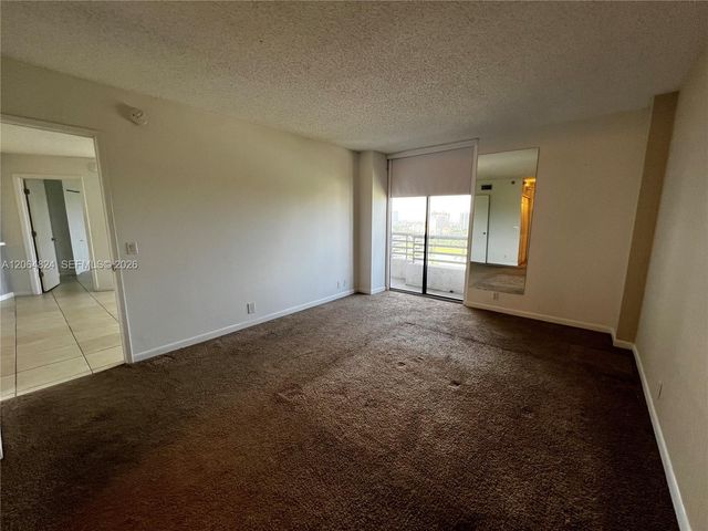 3300 NE 191st St LP10, Aventura, FL 33180