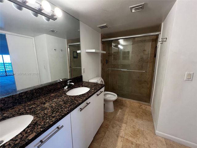3300 NE 191st St LP10, Aventura, FL 33180