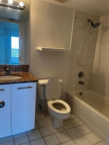 3300 NE 191st St LP10, Aventura, FL 33180