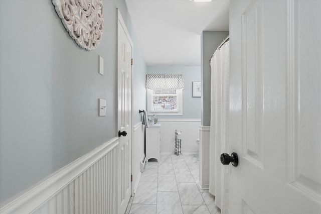 5 Richard Court, Raymond, NH 03077