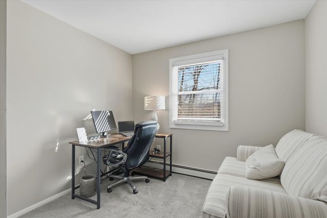 5 Richard Court, Raymond, NH 03077