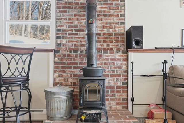 5 Richard Court, Raymond, NH 03077