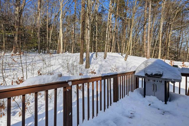 5 Richard Court, Raymond, NH 03077