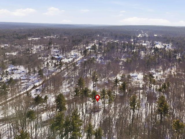 5 Richard Court, Raymond, NH 03077