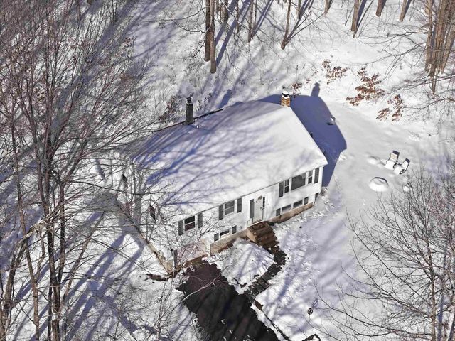 5 Richard Court, Raymond, NH 03077