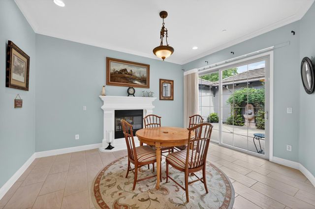 100 Cresta Ct, Lincoln, CA 95648