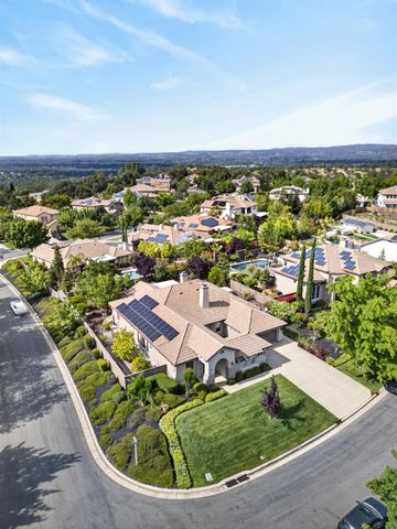 100 Cresta Ct, Lincoln, CA 95648