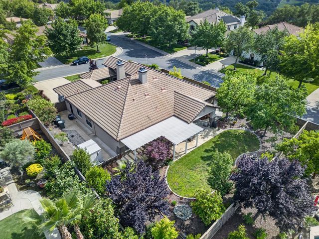100 Cresta Ct, Lincoln, CA 95648