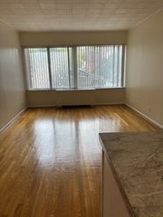 22 Chestnut Pl M4, Brookline, MA 02445