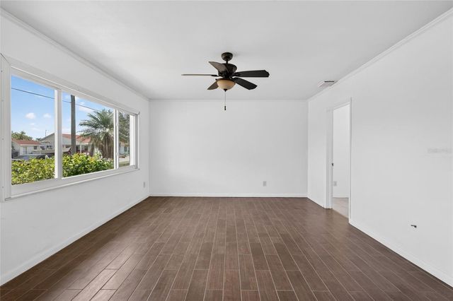 106 W NORTH BRANCH ROAD, Ruskin, FL 33570