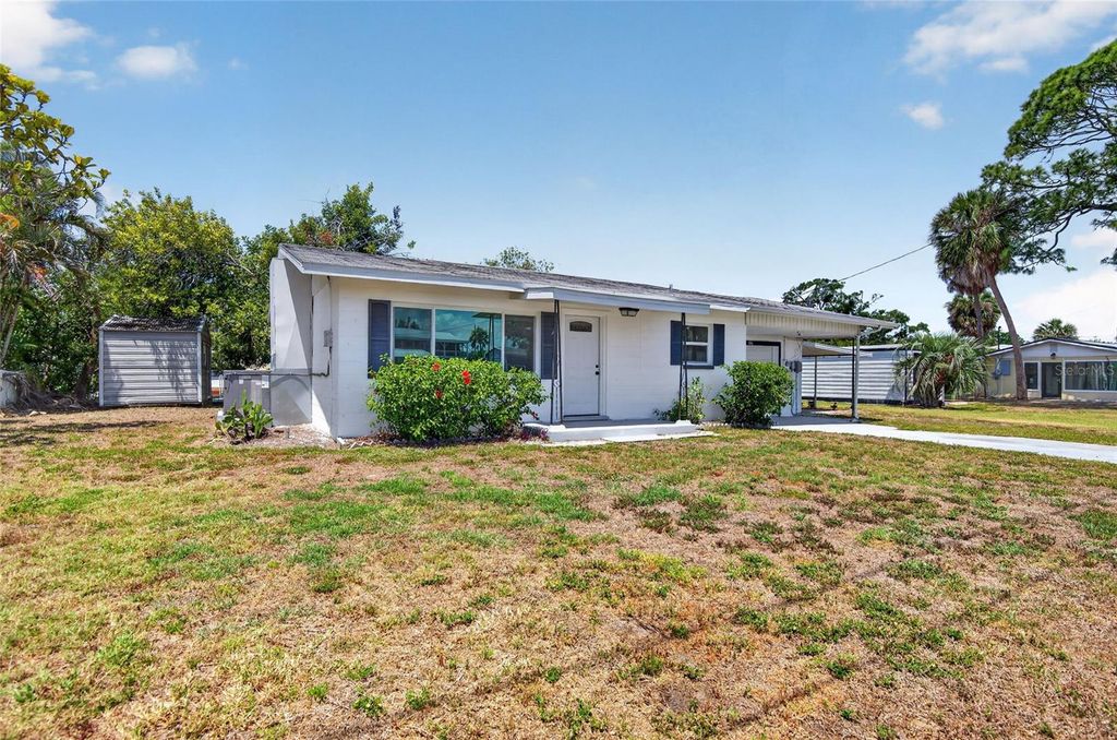 106 W NORTH BRANCH ROAD, Ruskin, FL 33570