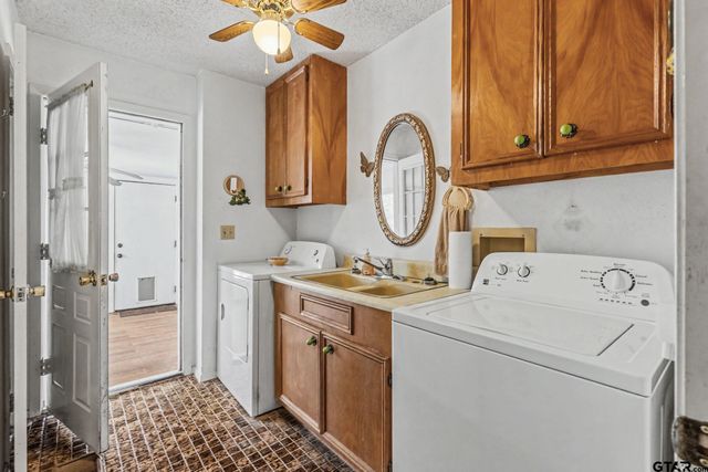 350 PR 6937, Alba, TX 75410
