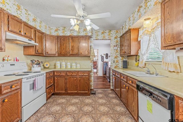 350 PR 6937, Alba, TX 75410