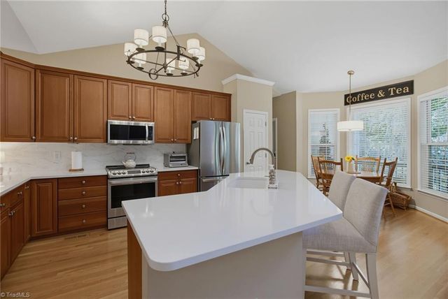 1203 Foxhaven Drive, Greensboro, NC 27455