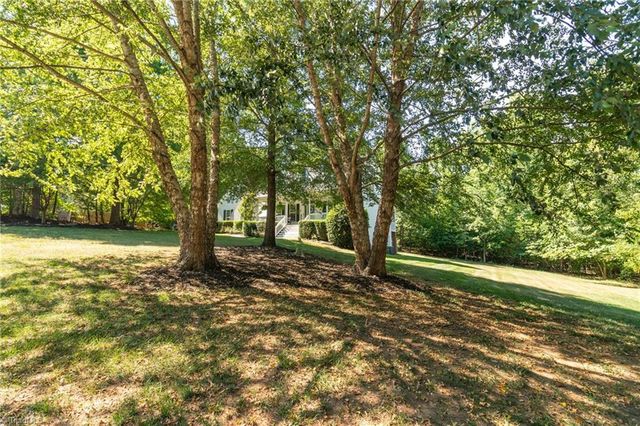 1203 Foxhaven Drive, Greensboro, NC 27455