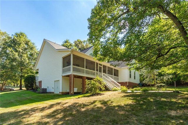 1203 Foxhaven Drive, Greensboro, NC 27455
