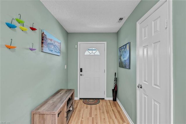 857 Sedley RD, Virginia Beach, VA 23462