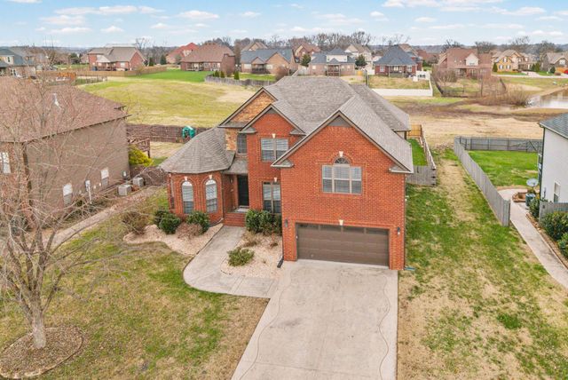 1517 Green Grove Way, Clarksville, TN 37043