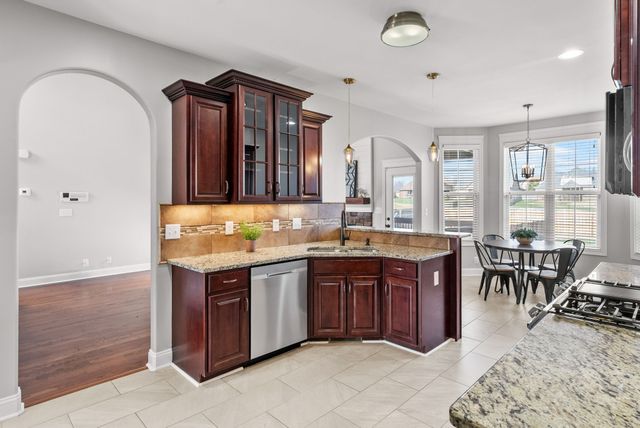 1517 Green Grove Way, Clarksville, TN 37043