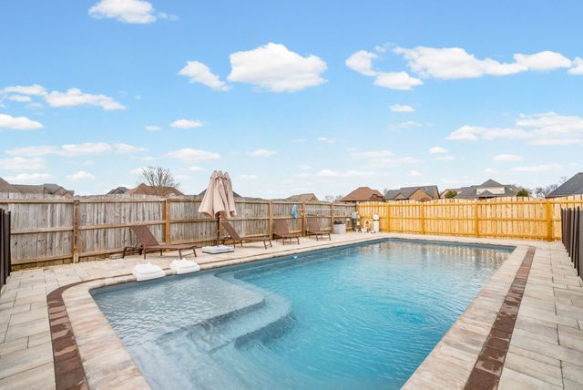 1517 Green Grove Way, Clarksville, TN 37043