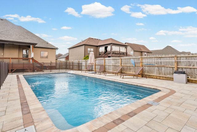 1517 Green Grove Way, Clarksville, TN 37043