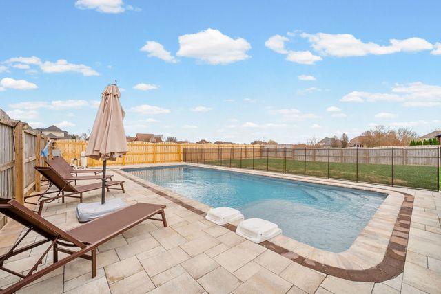 1517 Green Grove Way, Clarksville, TN 37043