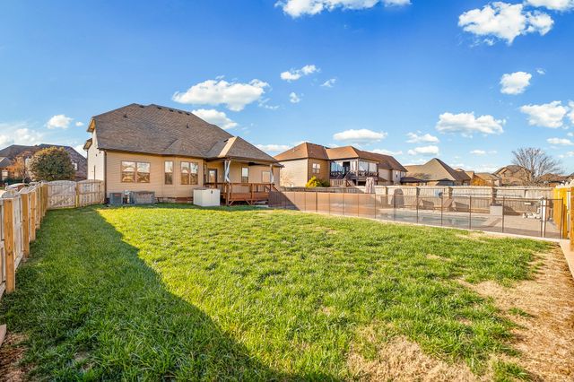 1517 Green Grove Way, Clarksville, TN 37043