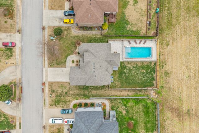 1517 Green Grove Way, Clarksville, TN 37043