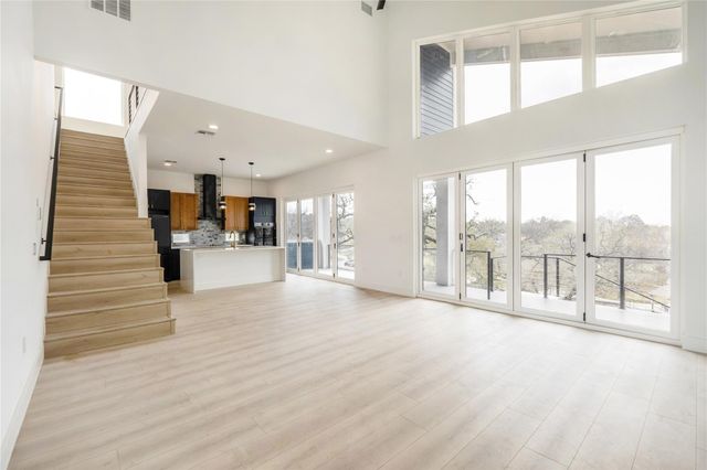 334 Lake DR, Buchanan Dam, TX 78609