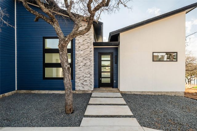 334 Lake DR, Buchanan Dam, TX 78609