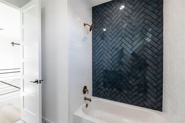 334 Lake DR, Buchanan Dam, TX 78609