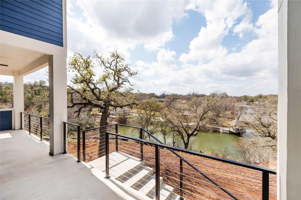 334 Lake DR, Buchanan Dam, TX 78609