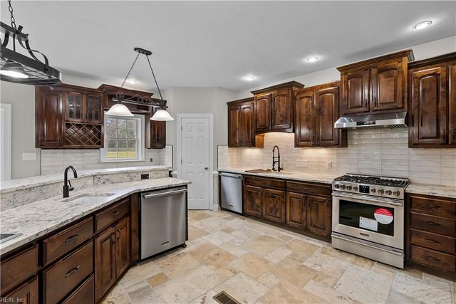 1452 Taft RD, Chesapeake, VA 23322