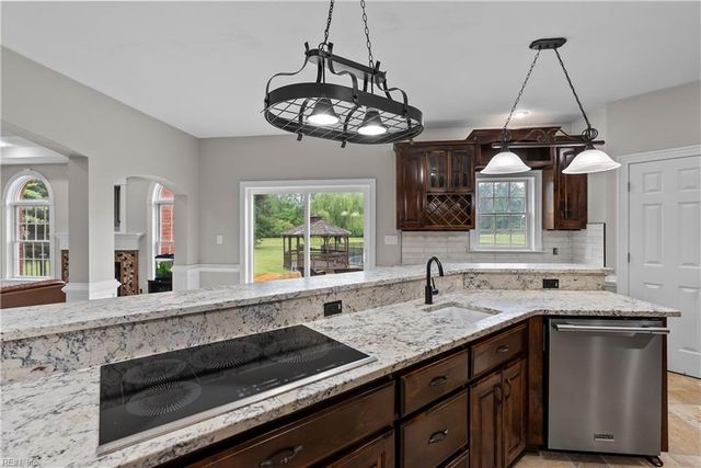 1452 Taft RD, Chesapeake, VA 23322