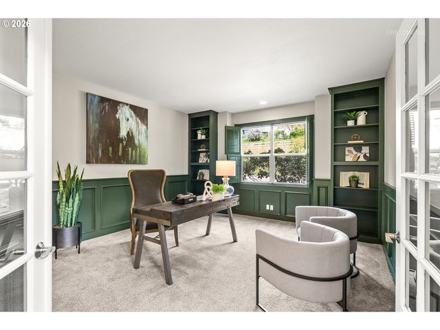 1925 CHILDS Rd, Lake Oswego, OR 97034